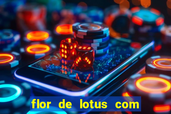 flor de lotus com lua tatuagem